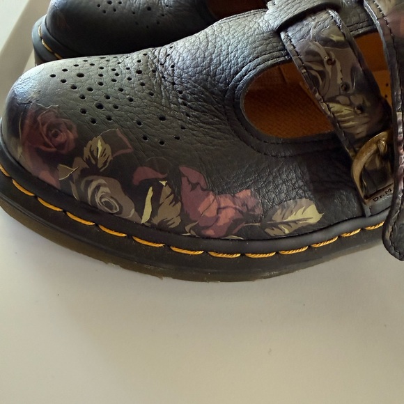 Dr. Martens 8065 Decayed Roses Nappa Mary Jane Women’s Shoes Black Size 8 - Picture 4 of 10